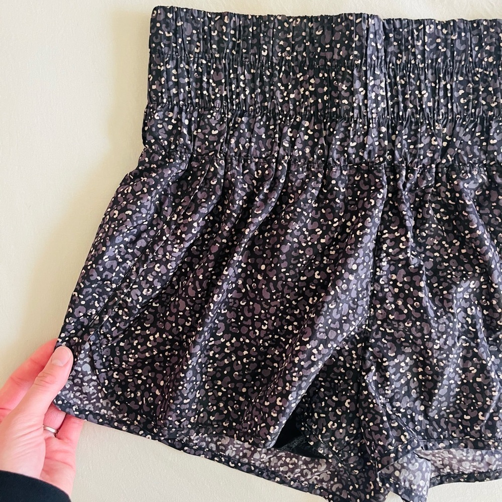 FREE PEOPLE athletic shorts (M) - Picture 7 of 7
